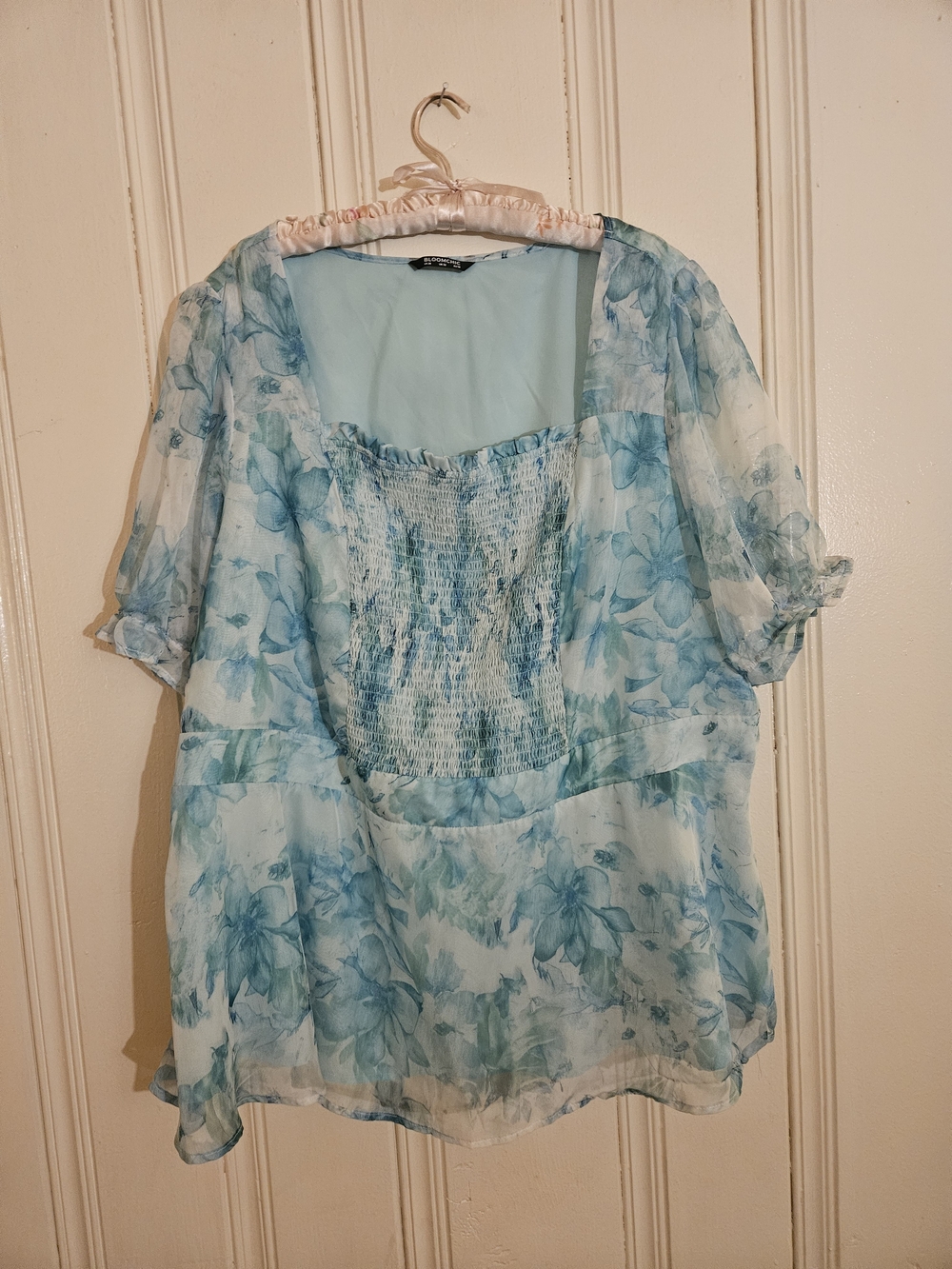 BloomChic Blue Floral Smocked Puff Sleeve Top